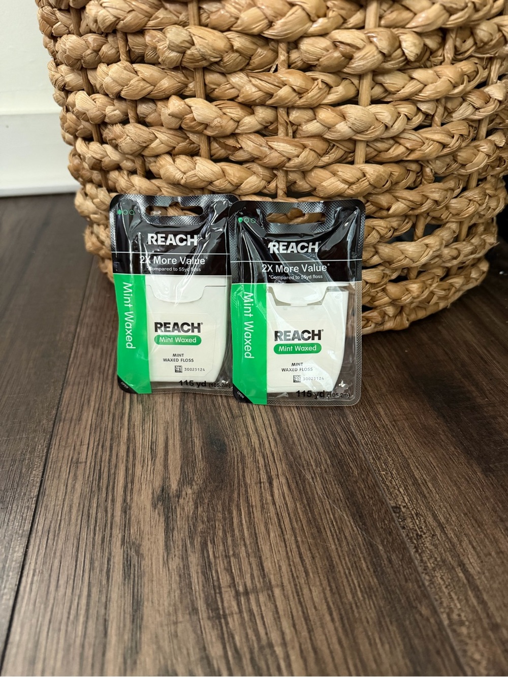 Mint Waxed Dental Floss, White and Green - Pack of 2 reach 125yd each
